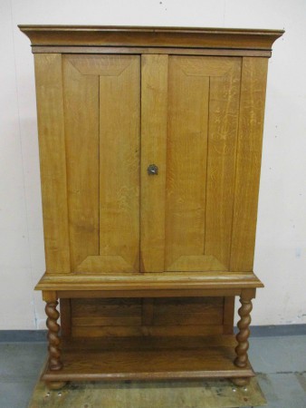 2537 - Knihovna dub 1920 2 - dilna  102 x 33 cm  V - 175 cm  -  PRODANO